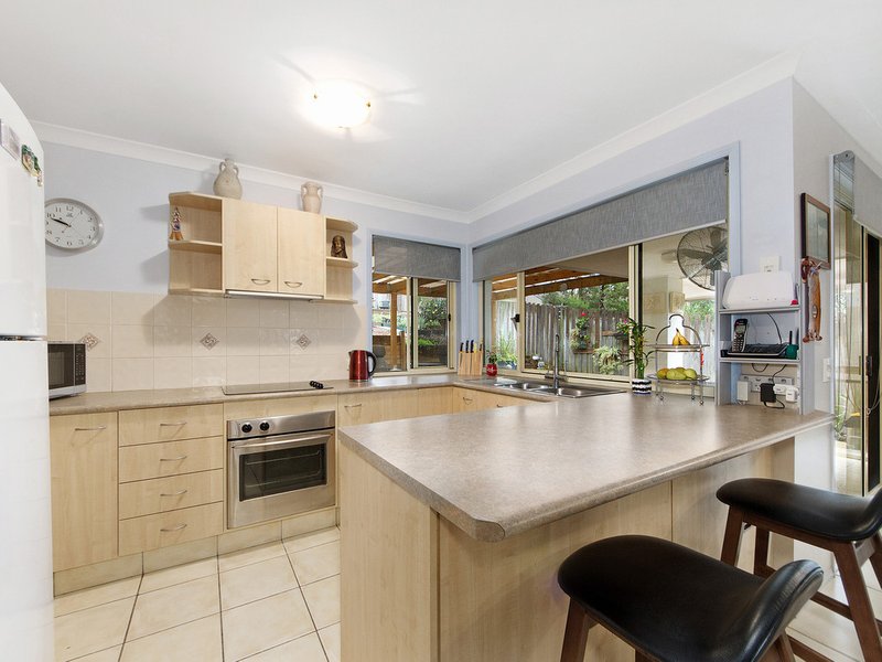 Photo - 52 Riverpark Drive, Nerang QLD 4211 - Image 2