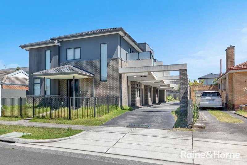 Photo - 5/2 Romsey Street, Noble Park VIC 3174 - Image 2