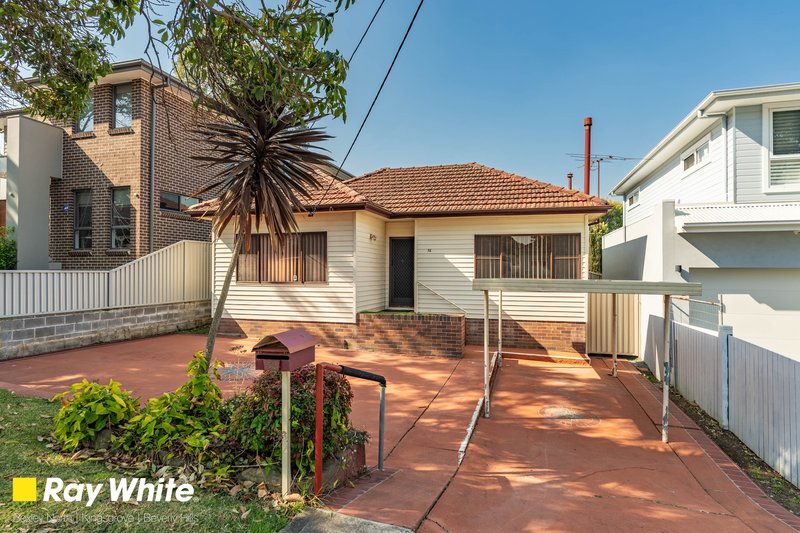 52 Rosebank Avenue, Kingsgrove NSW 2208