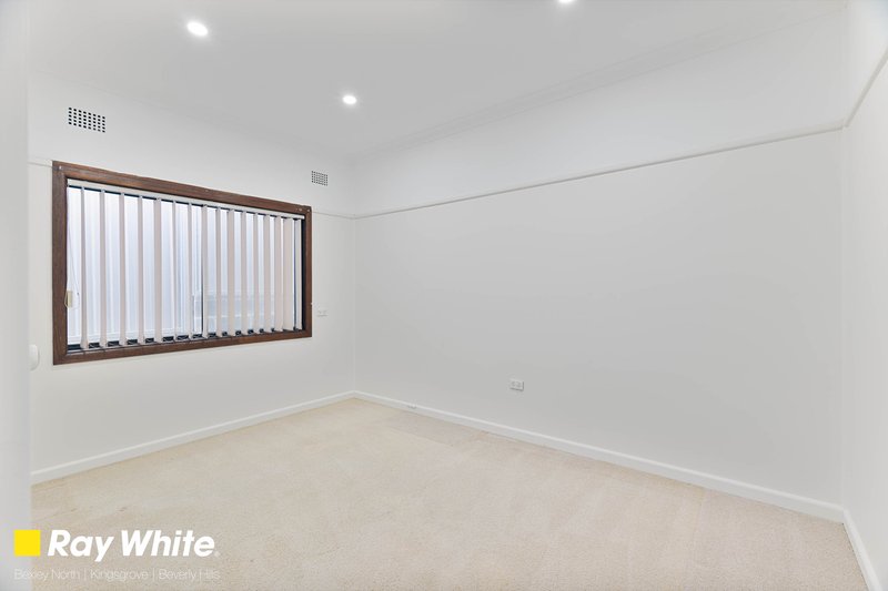 Photo - 52 Rosebank Avenue, Kingsgrove NSW 2208 - Image 8