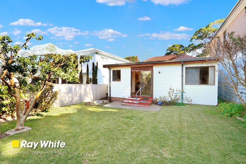 Photo - 52 Rosebank Avenue, Kingsgrove NSW 2208 - Image 2