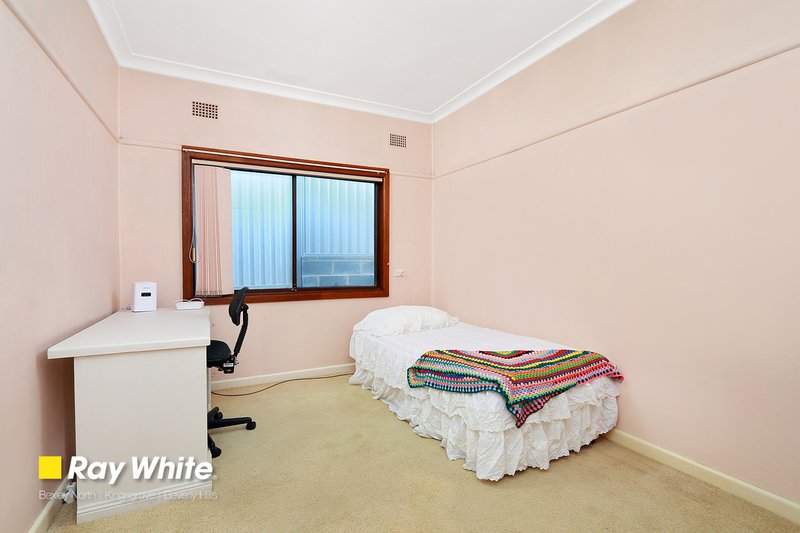 Photo - 52 Rosebank Avenue, Kingsgrove NSW 2208 - Image 9