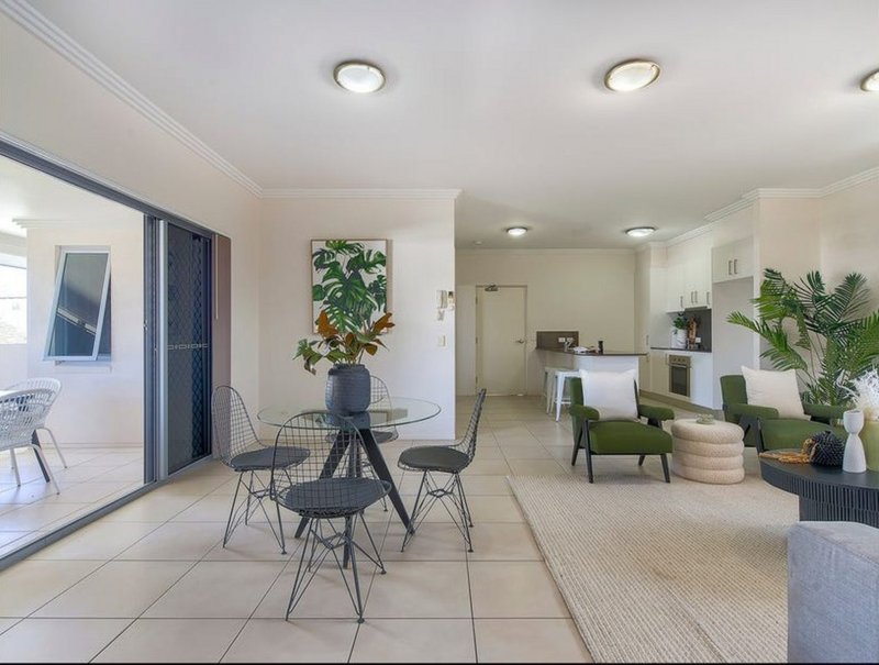 Photo - 5/2 Rowell Street, Zillmere QLD 4034 - Image 3