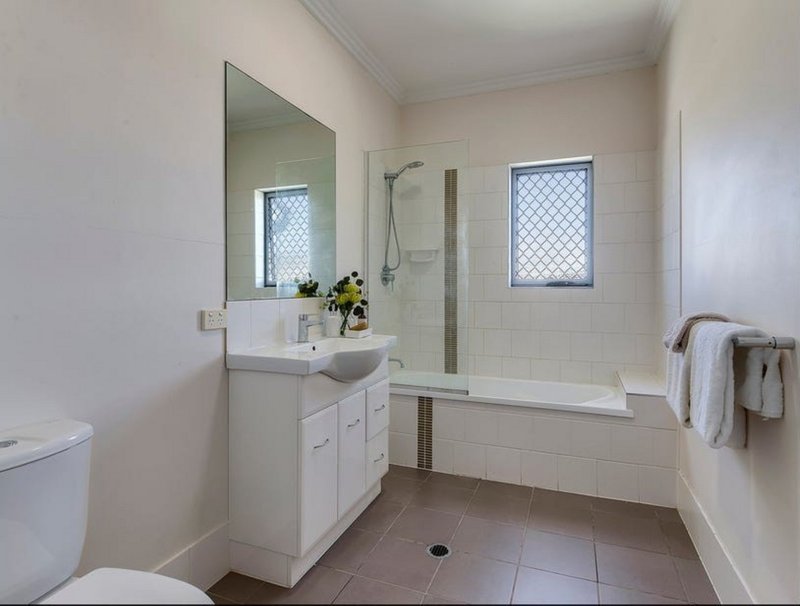Photo - 5/2 Rowell Street, Zillmere QLD 4034 - Image 11