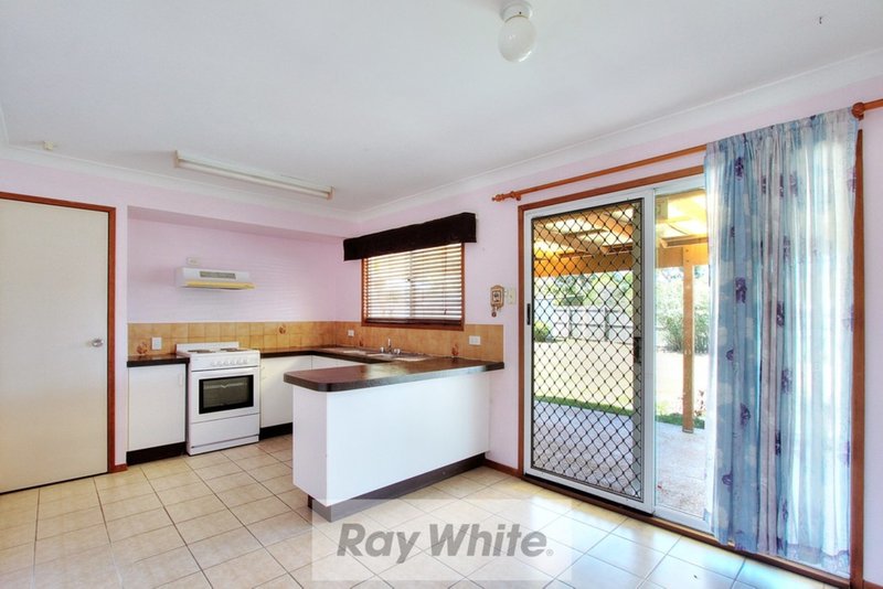 Photo - 52 Royena Court, Crestmead QLD 4132 - Image 3