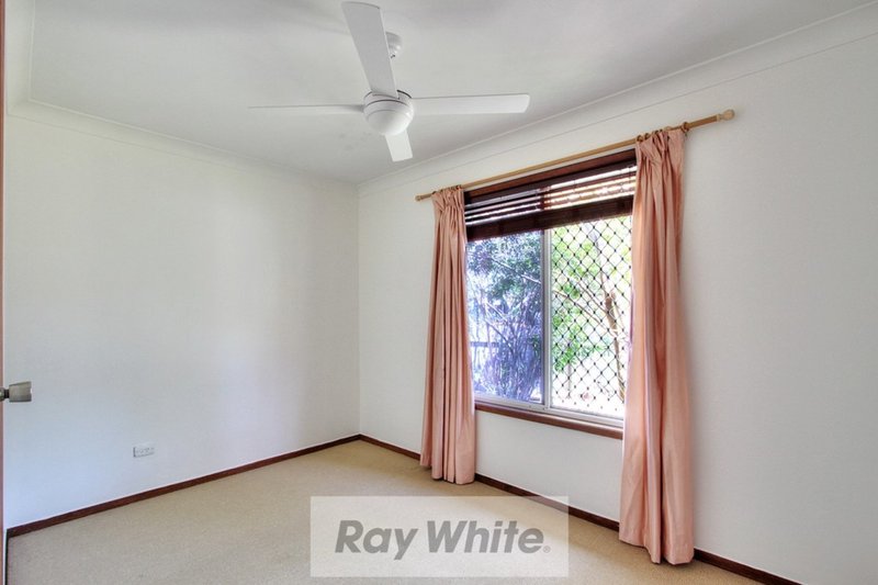 Photo - 52 Royena Court, Crestmead QLD 4132 - Image 8