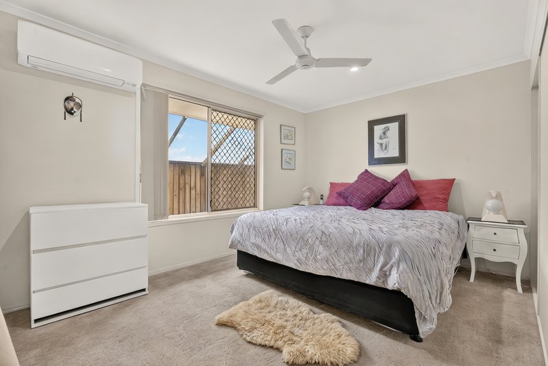Photo - 52 Saint Joseph Drive, Urraween QLD 4655 - Image 9