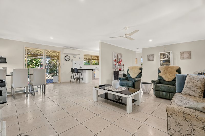 Photo - 52 Saint Joseph Drive, Urraween QLD 4655 - Image 15