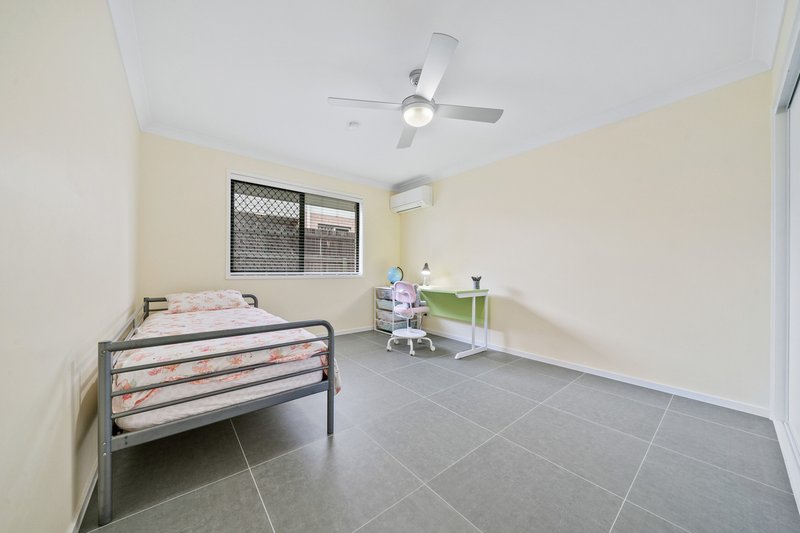 Photo - 52 Sanctuary Parkway, Waterford QLD 4133 - Image 9