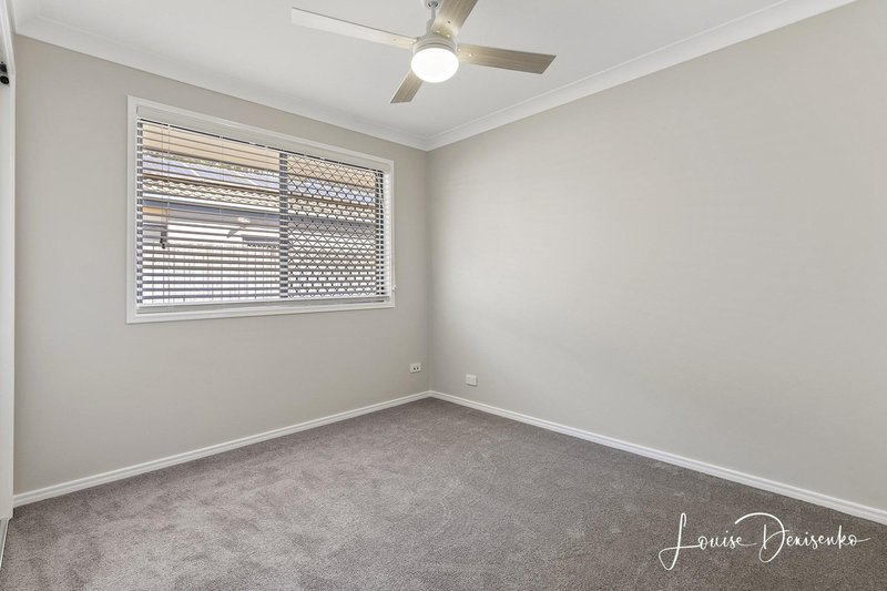 Photo - 52 Seaholly Crescent, Victoria Point QLD 4165 - Image 13