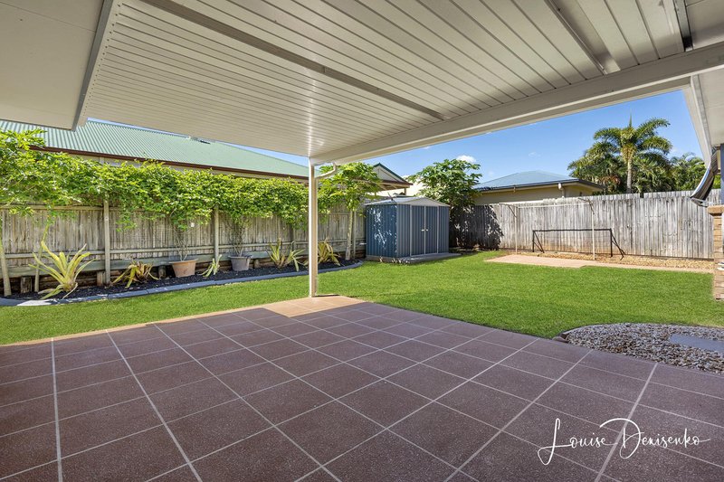 Photo - 52 Seaholly Crescent, Victoria Point QLD 4165 - Image 16