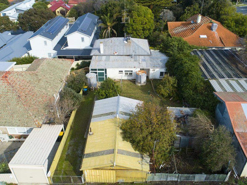 Photo - 52 Seaview Road, Victor Harbor SA 5211 - Image 4