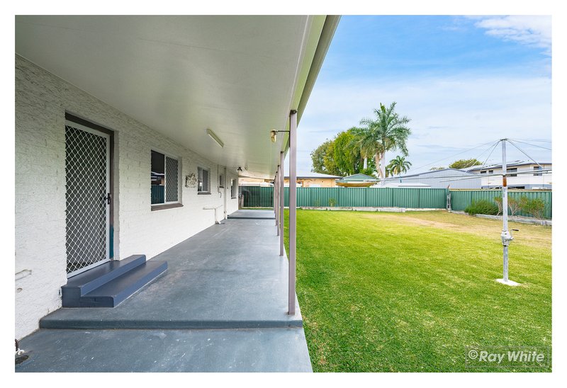 Photo - 52 Sheehy Street, Park Avenue QLD 4701 - Image 14