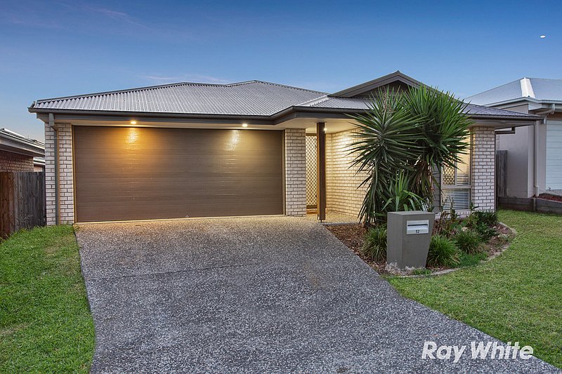 Photo - 52 Sienna Circuit, Yarrabilba QLD 4207 - Image 8