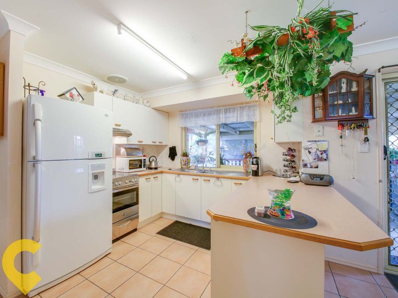 Photo - 52 Silkyoak Drive, Morayfield QLD 4506 - Image 3