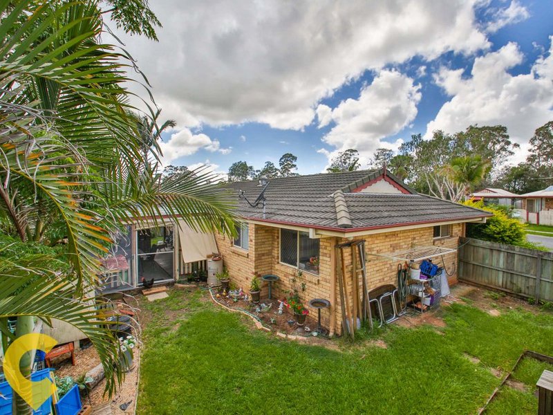 Photo - 52 Silkyoak Drive, Morayfield QLD 4506 - Image 15