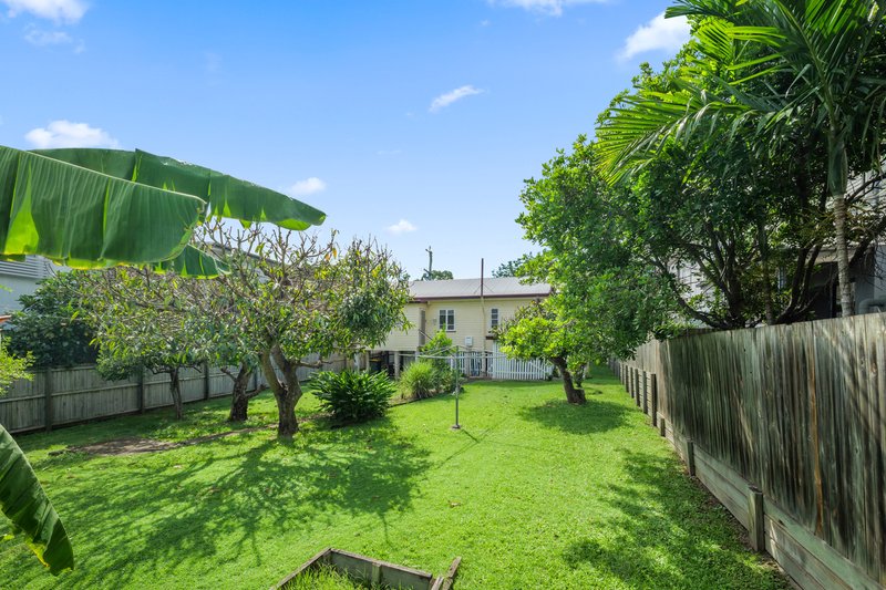 Photo - 52 Sizer Street, Everton Park QLD 4053 - Image 2