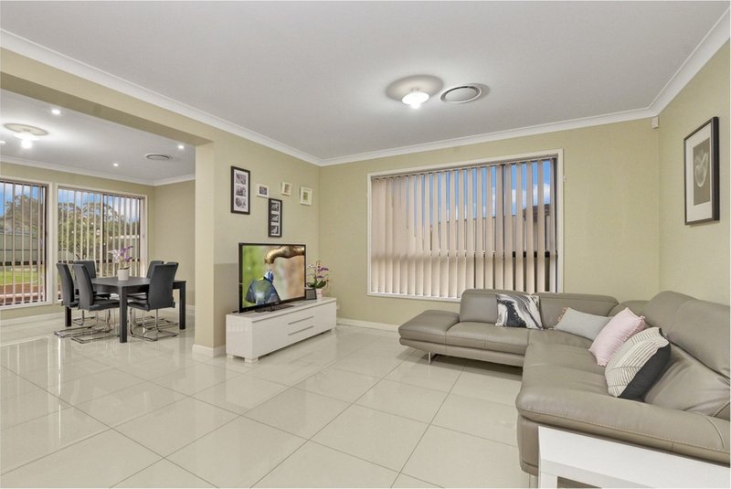 Photo - 52 Smiths Ave , Cabramatta NSW 2166 - Image 2