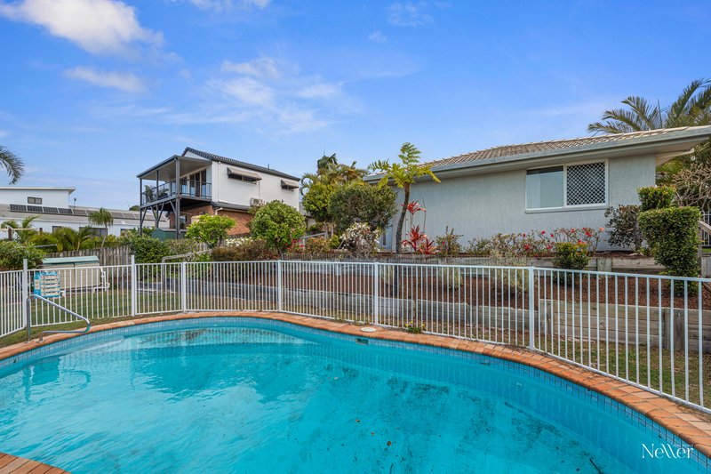 Photo - 52 Southern Cross Parade, Sunrise Beach QLD 4567 - Image 3