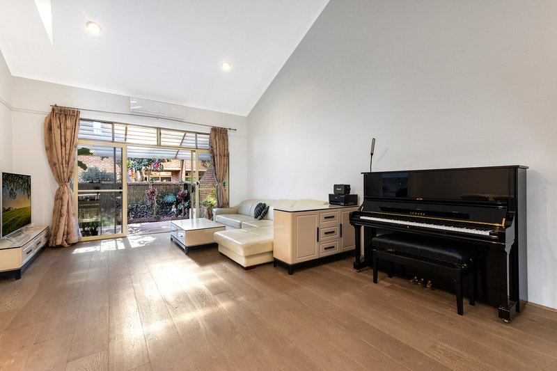 Photo - 5/2 Stanley Street, St Ives NSW 2075 - Image 4