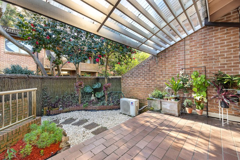 Photo - 5/2 Stanley Street, St Ives NSW 2075 - Image 5