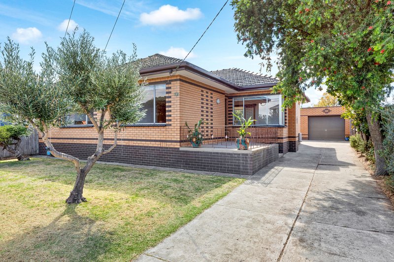 52 Station Avenue, St Albans VIC 3021