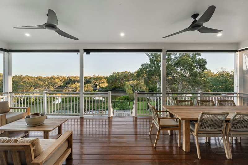 Photo - 52 Stockham Road, Deagon QLD 4017 - Image 2