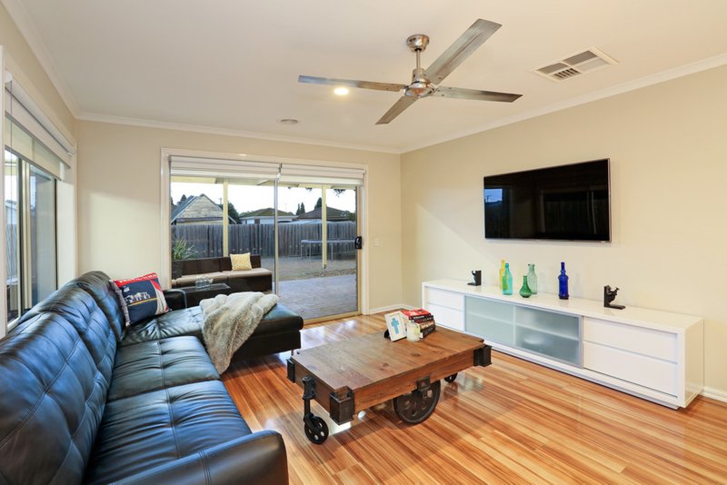 Photo - 52 Streeton Close, Corio VIC 3214 - Image 9