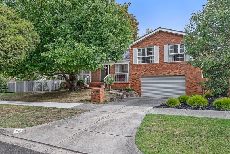 52 Strickland Drive, Wheelers Hill VIC 3150