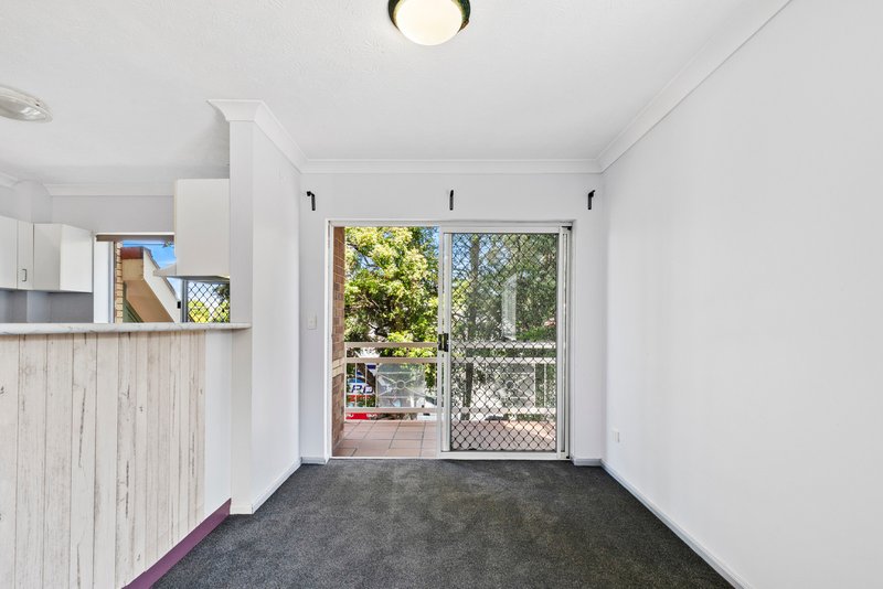 Photo - 5/2 Surrey Street, Nundah QLD 4012 - Image 6