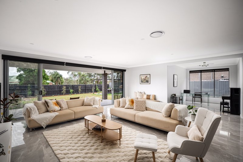 Photo - 52 Tablelands Street, Box Hill NSW 2765 - Image 7