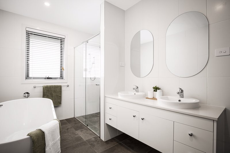 Photo - 52 Tablelands Street, Box Hill NSW 2765 - Image 13