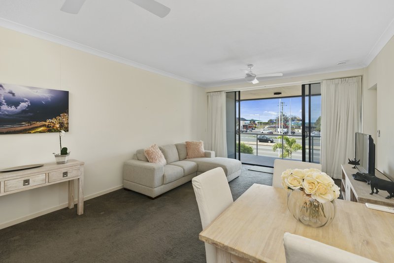 Photo - 5/2 Tallebudgera Drive, Palm Beach QLD 4221 - Image 4