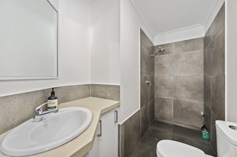 Photo - 52 Taloumbi Rd , Coffs Harbour NSW 2450 - Image 6