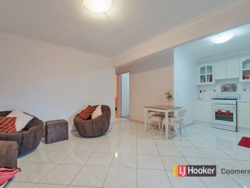 Photo - 52 Tamworth Drive, Helensvale QLD 4212 - Image 22