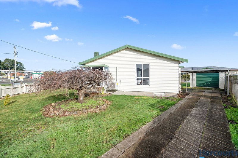 Photo - 52 Tarleton Street, East Devonport TAS 7310 - Image 17