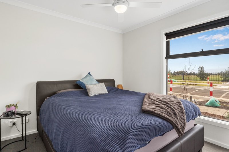 Photo - 52 Tathra Road, Wyndham Vale VIC 3024 - Image 5