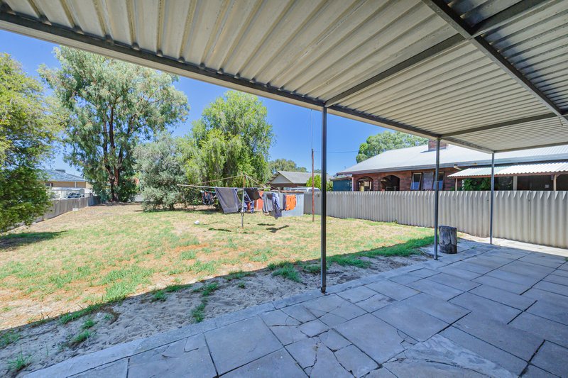 Photo - 52 Toodyay Road, Middle Swan WA 6056 - Image 14