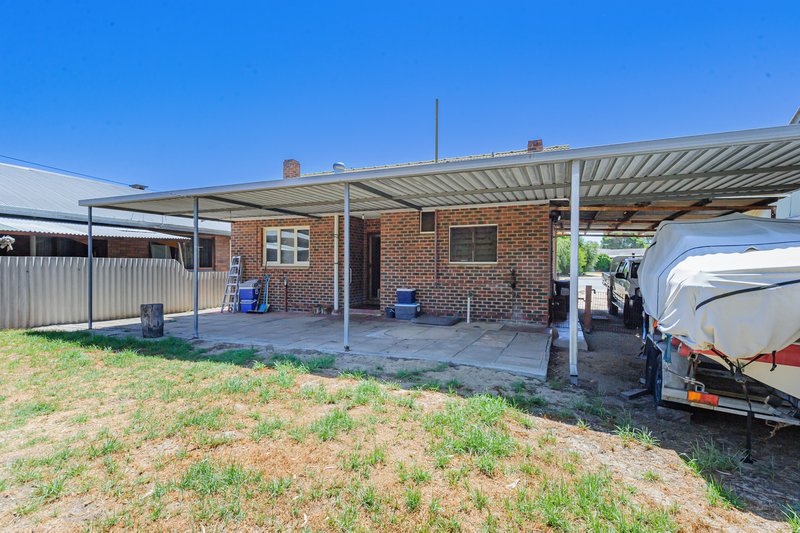 Photo - 52 Toodyay Road, Middle Swan WA 6056 - Image 16