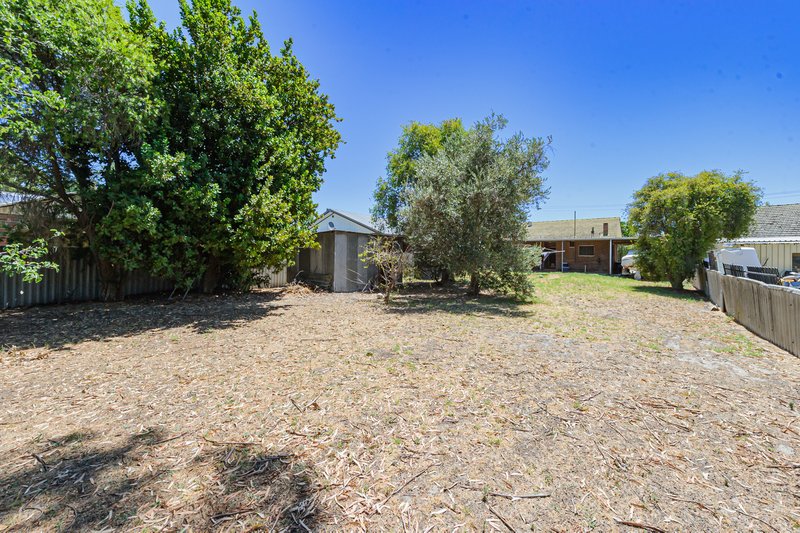 Photo - 52 Toodyay Road, Middle Swan WA 6056 - Image 18