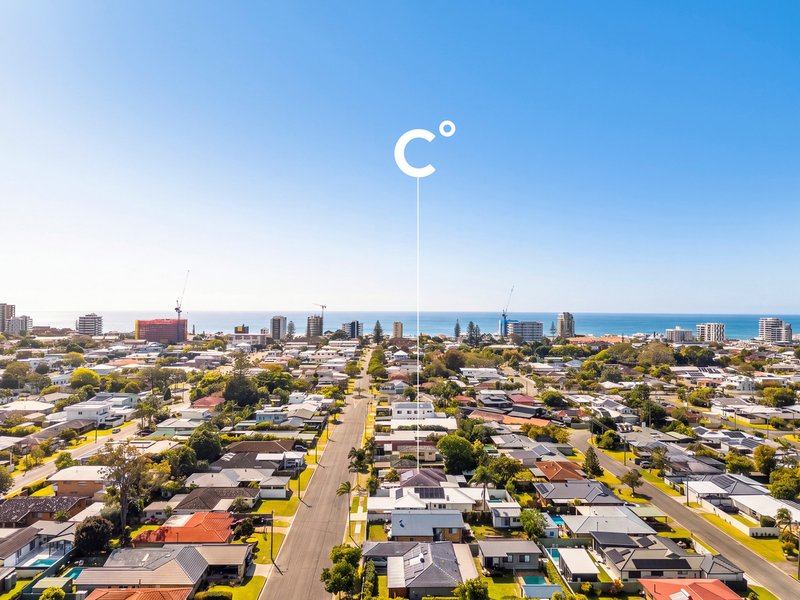 Photo - 52 Twelfth Avenue, Palm Beach QLD 4221 - Image 1
