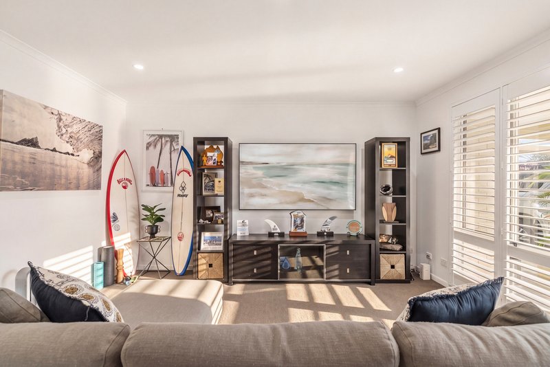 Photo - 52 Twelfth Avenue, Palm Beach QLD 4221 - Image 6