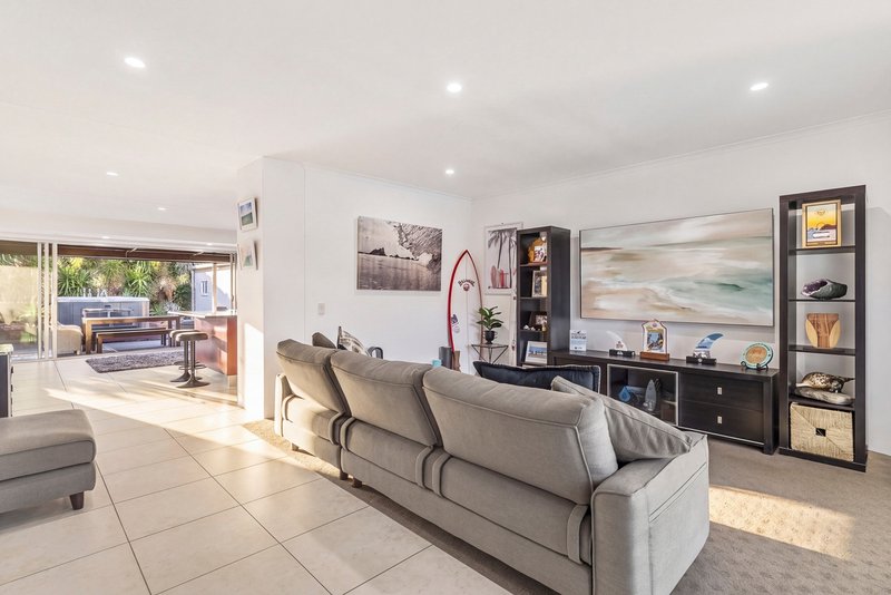 Photo - 52 Twelfth Avenue, Palm Beach QLD 4221 - Image 7