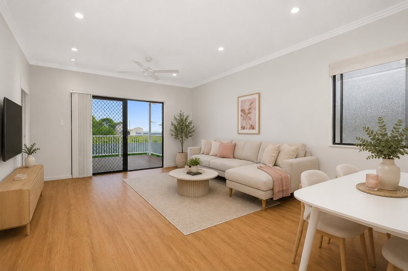 Photo - 52 Twelfth Avenue, Railway Estate QLD 4810 - Image 3
