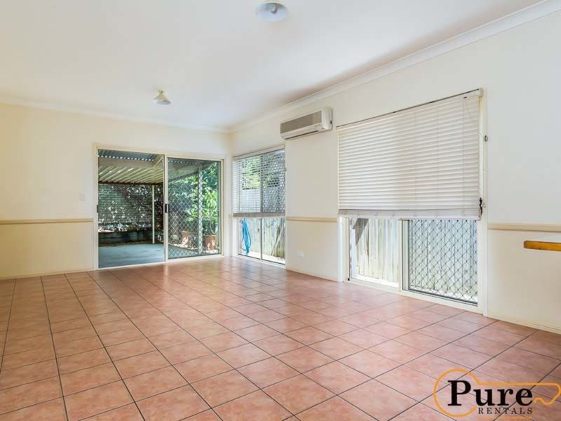 Photo - 52 Vistula Circuit, Springfield QLD 4300 - Image 2