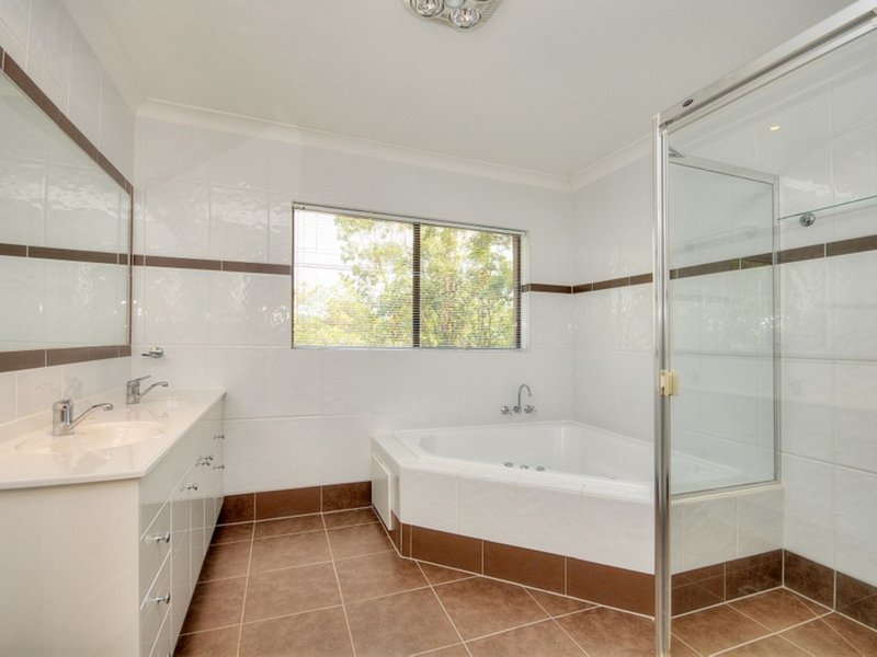 Photo - 52 Wallaby Drive, Mudgeeraba QLD 4213 - Image 16