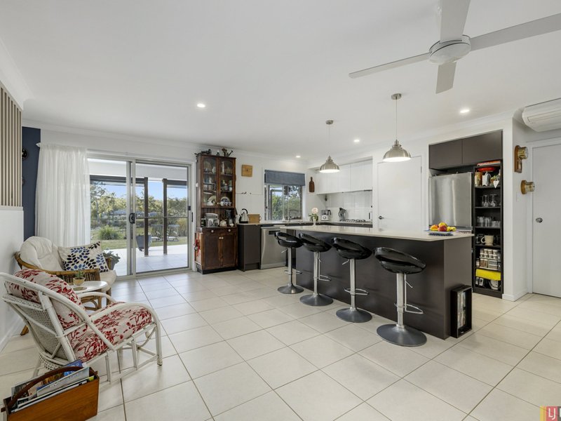 Photo - 52 Waratah Drive, Yarravel NSW 2440 - Image 3