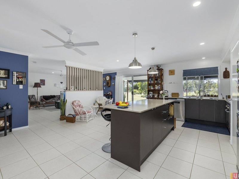 Photo - 52 Waratah Drive, Yarravel NSW 2440 - Image 10