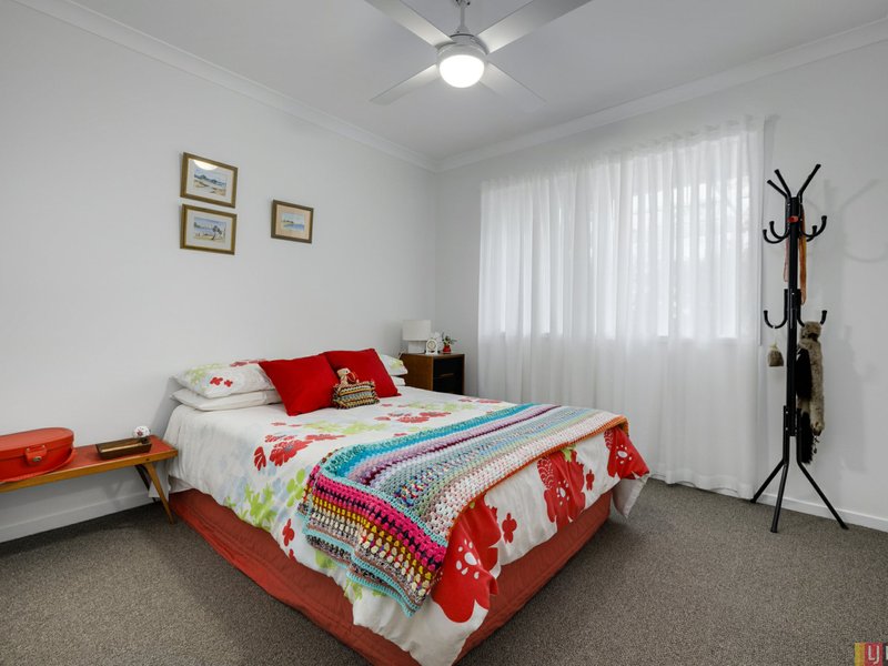 Photo - 52 Waratah Drive, Yarravel NSW 2440 - Image 13