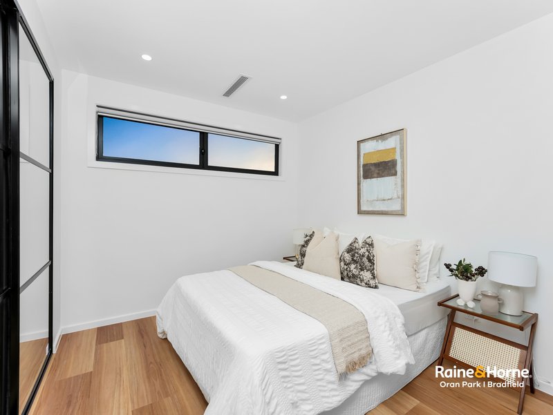 Photo - 52 Warrawal Avenue, Austral NSW 2179 - Image 31
